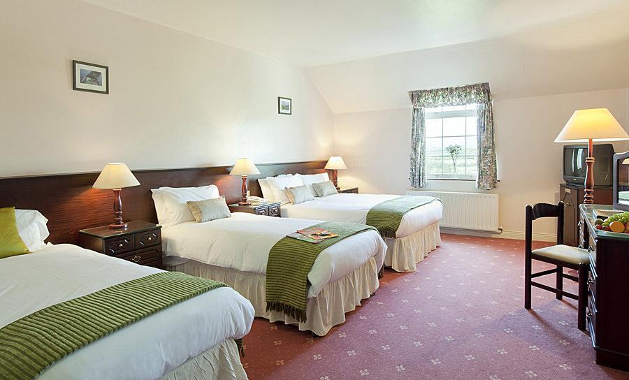 Smerwick Harbour Hotel Dingle Room photo